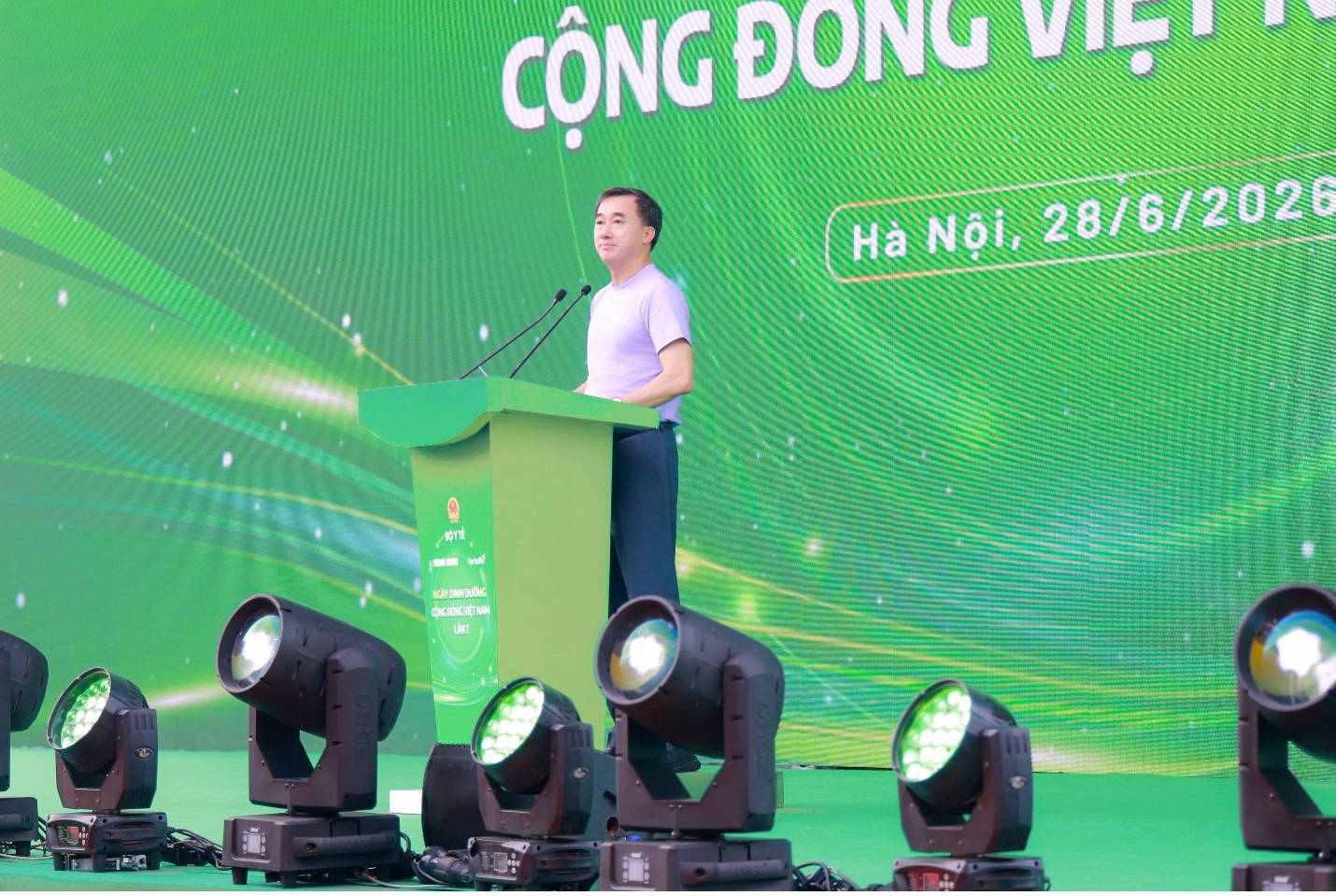 Herbalife Việt Nam đồng h&agrave;nh c&ugrave;ng B&aacute;o Sức khỏe & Đời sống tổ chức Ng&agrave;y Dinh Dưỡng Cộng Đồng Việt Nam lần 7 tại H&agrave; Nội để tiếp tục khuyến kh&iacute;ch lối sống l&agrave;nh mạnh 