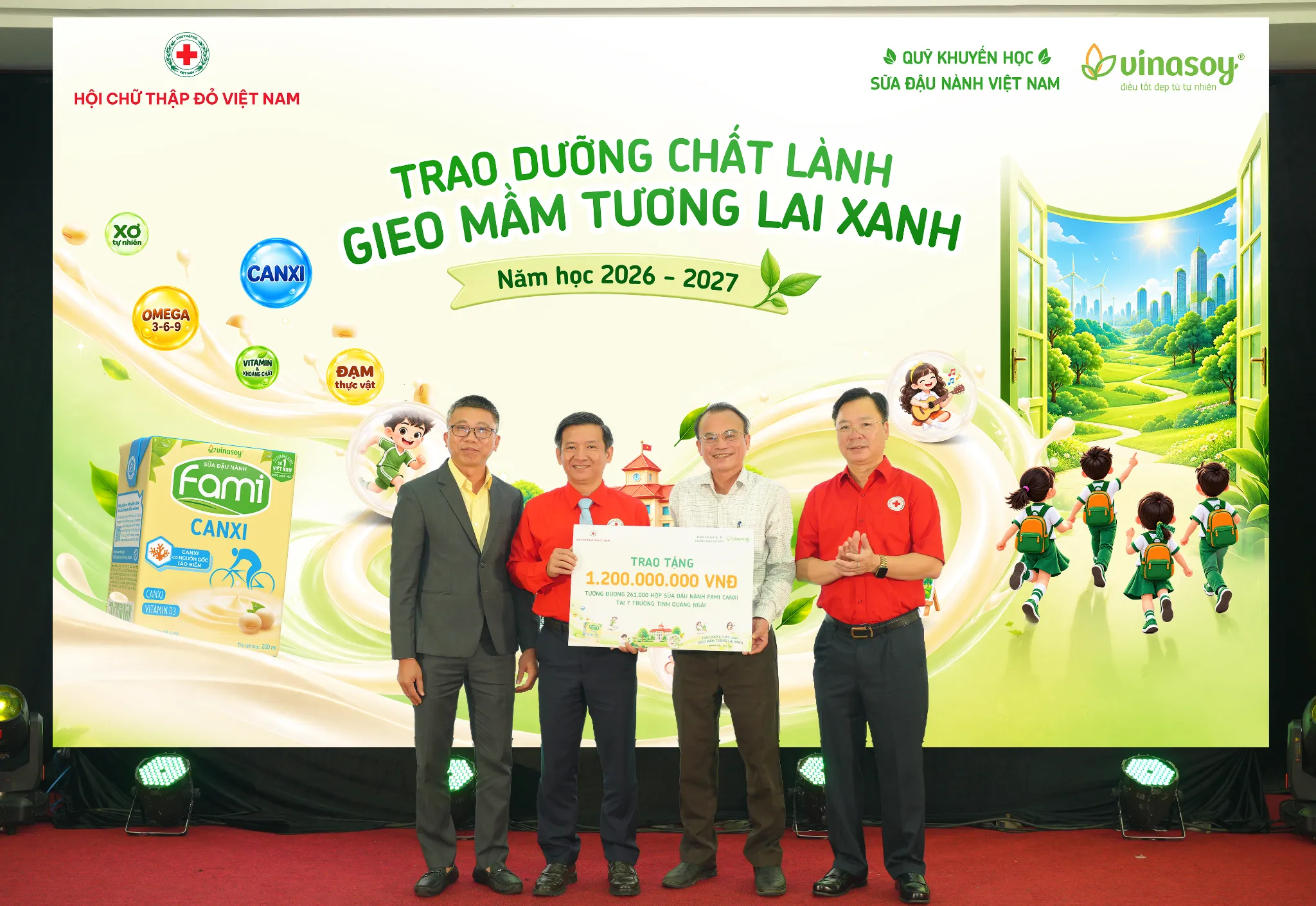 30 trường &ndash; 1 triệu hộp sữa: Tiếp nối h&agrave;nh tr&igrave;nh mang dưỡng chất l&agrave;nh đến những mầm xanh tương lai