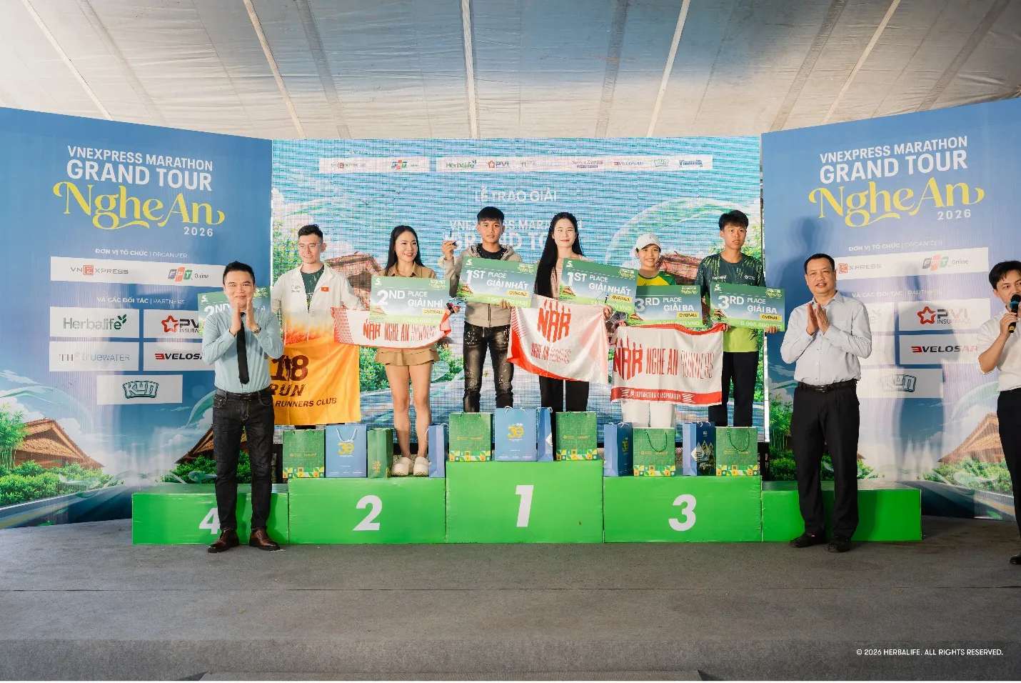 Herbalife Việt Nam tiếp tục phối hợp với VnExpress để khuyến kh&iacute;ch lối sống l&agrave;nh mạnh với tư c&aacute;ch l&agrave; Nh&agrave; t&agrave;i trợ Kim cương cho giải VnExpress Marathon Grand Tour Nghệ An 2026
