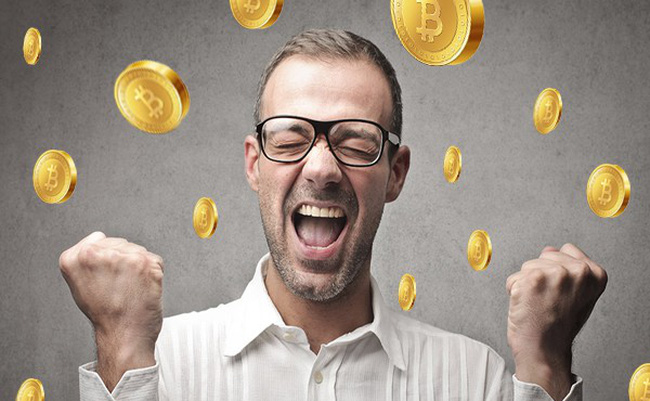 Bitcoin đã chính thức chạm mốc 10.000 USD/đồng