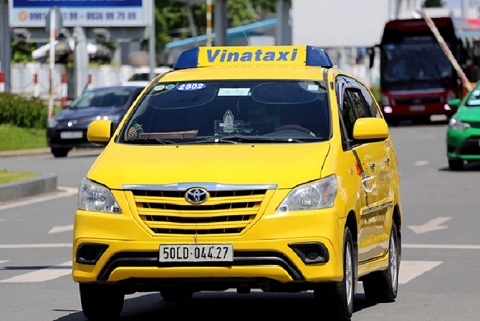 Taxi truyền thống liên minh để cạnh tranh với Grab