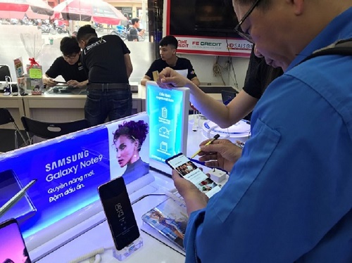 Samsung Galaxy Note 9 chính thức lên kệ tại FPT Shop