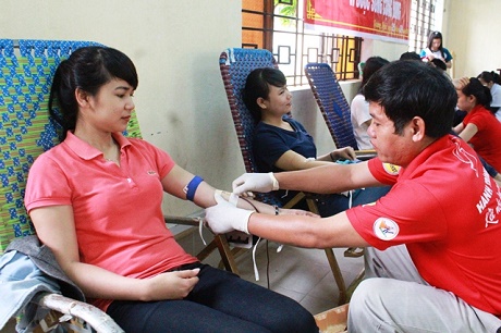 Vận động hiến máu tình nguyện dịp Tết Nguyên đán Kỷ Hợi và Lễ hội Xuân Hồng năm 2019