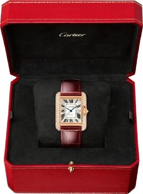 Trấn Thành đeo đồng hồ tiền tỉ của Cartier đi sự kiện
