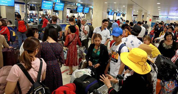 Sân bay Tân Sơn Nhất: Chuyện 3 vali bị hỏng, vỡ của cựu Đại sứ Việt Nam và lời giải thích