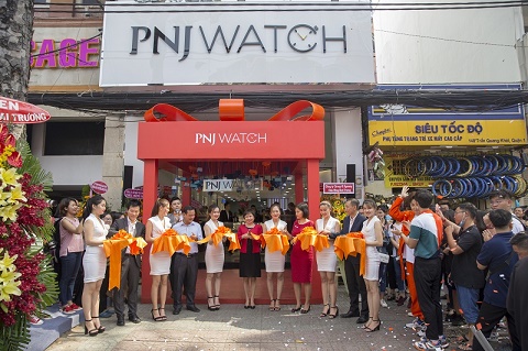 PNJ Watch khai trương cửa hàng mới với nhiều ưu đãi hấp dẫn