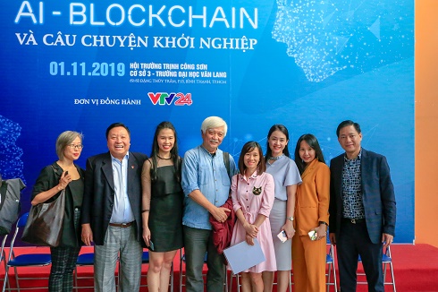 Trường Đại học Văn Lang tổ chức talkshow: “AI - BLOCKCHAIN và câu chuyện khởi nghiệp”