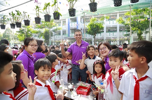 Mondelez Kinh Đô Việt Nam hỗ trợ giáo dục môi trường - giảm thiểu rác thải nhựa cho 5000 học sinh Việt Nam