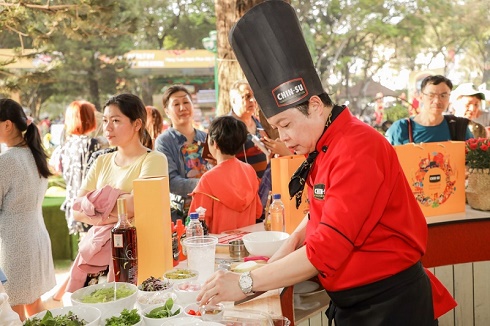 Lễ hội Tết Việt khép lại trong sự lưu luyến của đông đảo người dân và du khách