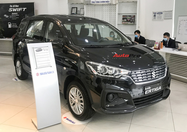 Suzuki Ertiga và XL7 giảm giá 'kịch sàn' tại đại lý để đối đầu Xpander, cao nhất 42 triệu đồng