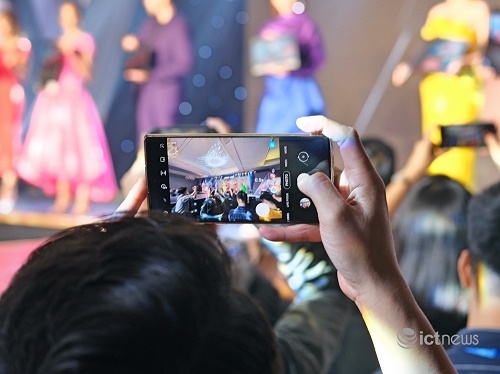 Những smartphone được người Việt mua nhiều nhất năm 2020