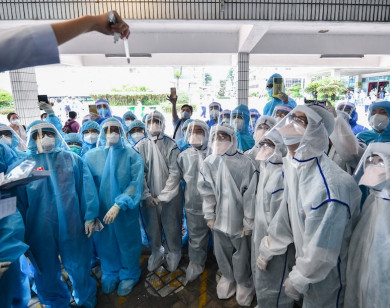 21 chuỗi lây nhiễm và công tác tiêm vaccine ngừa Covid-19 ở TP Hồ Chí Minh