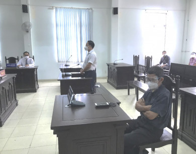 TP Hồ Chí Minh: Người xưng “Ban Chỉ đạo quận 7” bị tuyên phạt 6 tháng tù giam