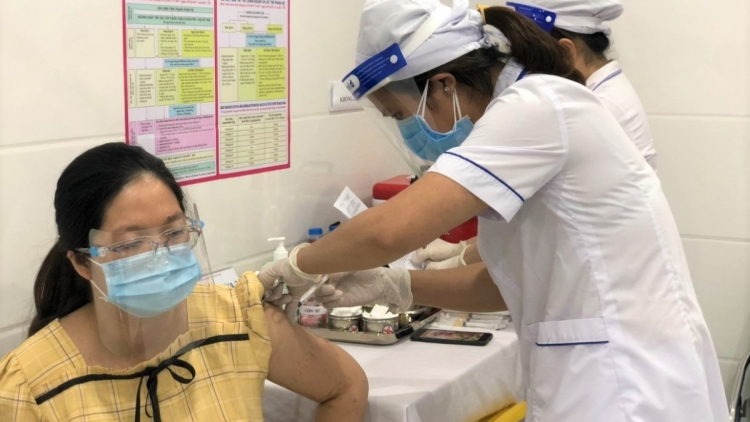 Khuyến cáo mới về tiêm vaccine COVID-19 cho phụ nữ mang thai