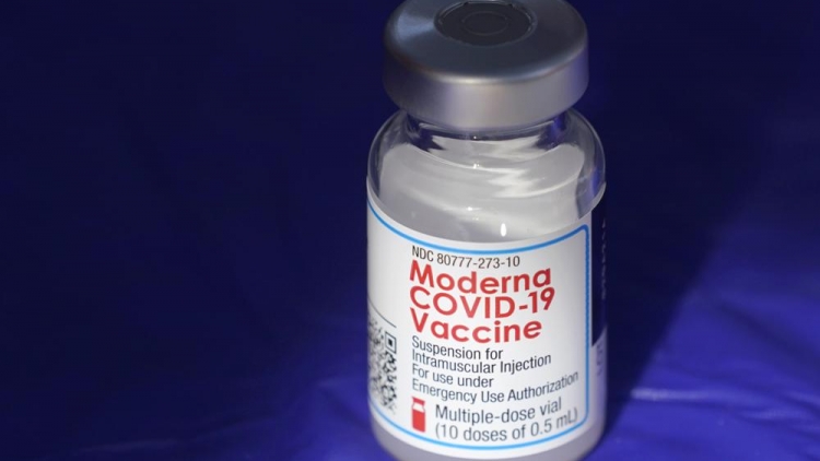 Moderna đề nghị FDA cấp phép mũi vaccine Covid-19 thứ tư cho người trưởng thành
