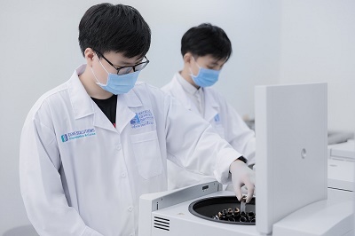 Các chuyên gia Việt phát minh công nghệ sinh thiết lỏng phát hiện cùng lúc nhiều ung thư ngay khi chưa có triệu chứng