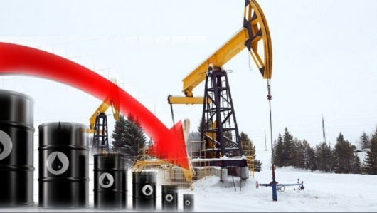 Cập nhật giá xăng dầu hôm nay 4/4/2022: Tiếp tục giảm mạnh
