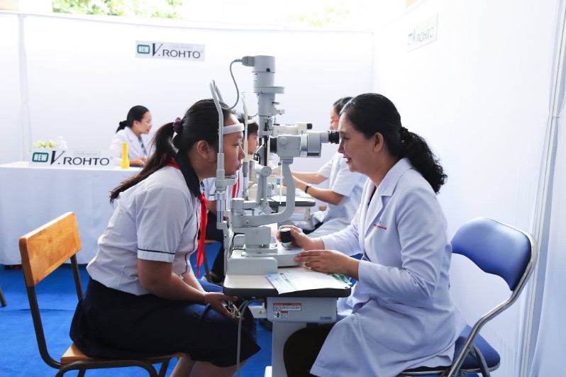 SỨC KHỎE ĐÔI MẮT HỌC ĐƯỜNG & DỰ ÁN “NIỀM VUI KHI ĐƯỢC NHÌN THẤY”