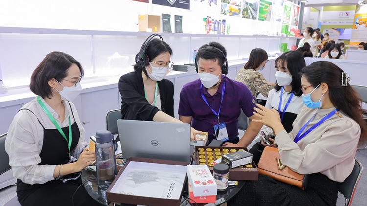 560 doanh nghiệp Việt-Hàn giao thương trực tiếp tại Triển lãm KBEE Hanoi 2022