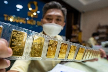 Vì sao vàng SJC bị đẩy giá, đắt hơn thương hiệu khác cả chục triệu/lượng?