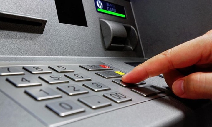 Thời gian phục vụ khách hàng của hệ thống ATM