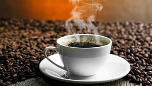 Thói quen uống cà phê buổi sáng cần tránh