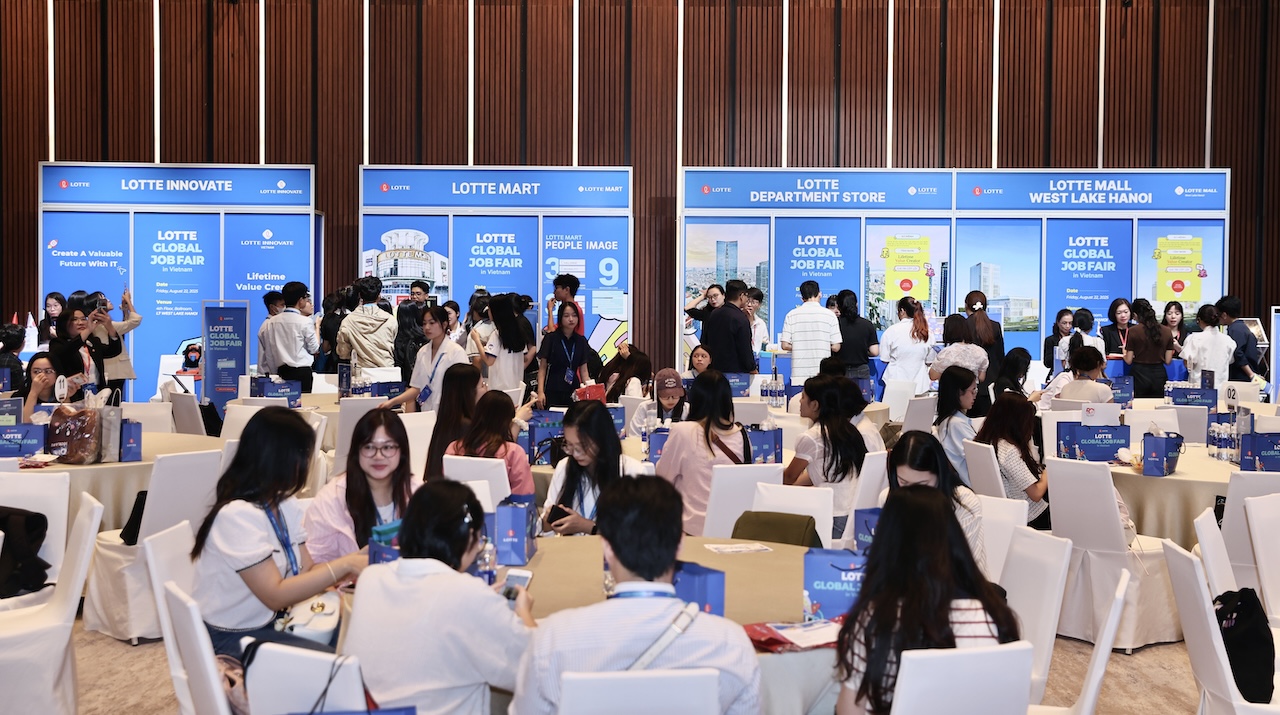 Tập đoàn LOTTE khẳng định cam kết phát triển bền vững nhân lực Việt Nam