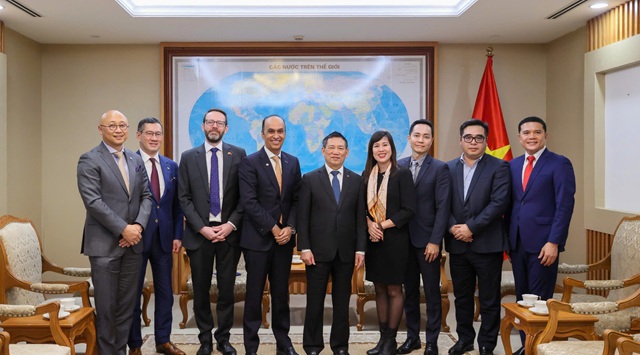 Tổng Giám Đốc Tập đoàn Prudential tái khẳng định cam kết dài hạn với Việt Nam trong buổi đối thoại cấp cao